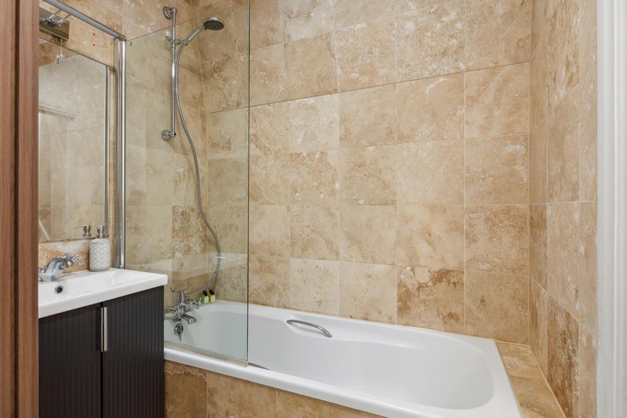Bnbnova - 2br - The Heart Of Westminster